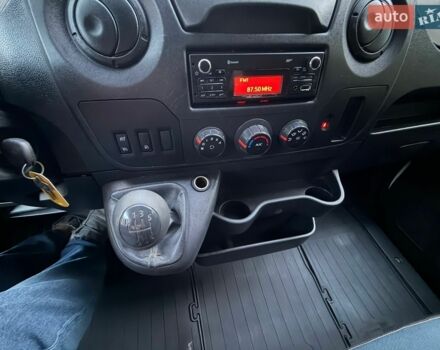 Белый Рено Мастер, объемом двигателя 2.3 л и пробегом 212 тыс. км за 17600 $, фото 41 на Automoto.ua