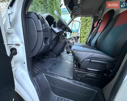 Білий Рено Мастєр, об'ємом двигуна 2.3 л та пробігом 212 тис. км за 17900 $, фото 35 на Automoto.ua