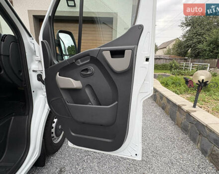 Рено Мастєр 2016 у Рівному на Automoto.ua Білий Рено Мастєр, об'ємом двигуна 2.3 л та пробігом 280 тис. км за 19800 $, фото 41 на Automoto.ua