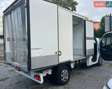 Белый Рено Мастер, объемом двигателя 2.3 л и пробегом 235 тыс. км за 18900 $, фото 26 на Automoto.ua