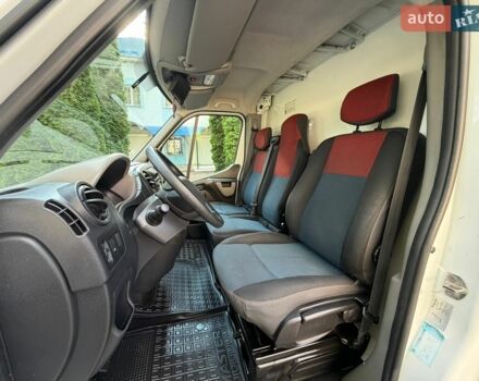 Белый Рено Мастер, объемом двигателя 2.3 л и пробегом 220 тыс. км за 17800 $, фото 33 на Automoto.ua
