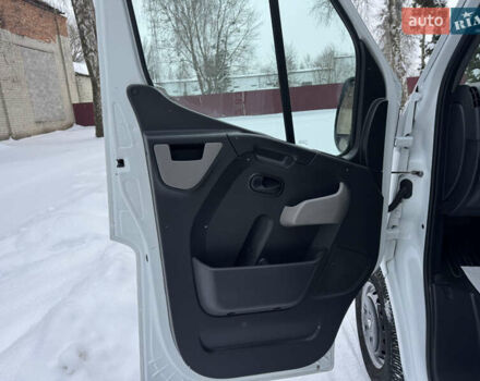 Білий Рено Мастєр, об'ємом двигуна 2.3 л та пробігом 133 тис. км за 18900 $, фото 37 на Automoto.ua