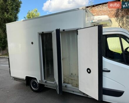 Белый Рено Мастер, объемом двигателя 2.3 л и пробегом 220 тыс. км за 17800 $, фото 14 на Automoto.ua