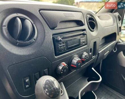 Белый Рено Мастер, объемом двигателя 2.3 л и пробегом 395 тыс. км за 15799 $, фото 36 на Automoto.ua