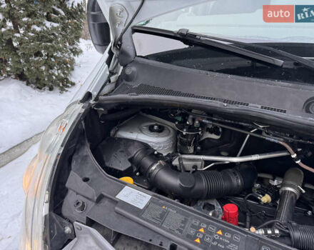 Білий Рено Мастєр, об'ємом двигуна 2.3 л та пробігом 133 тис. км за 18900 $, фото 62 на Automoto.ua