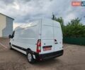Белый Рено Мастер, объемом двигателя 2.3 л и пробегом 216 тыс. км за 21999 $, фото 3 на Automoto.ua