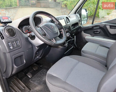 Білий Рено Мастєр, об'ємом двигуна 2.3 л та пробігом 250 тис. км за 27800 $, фото 26 на Automoto.ua