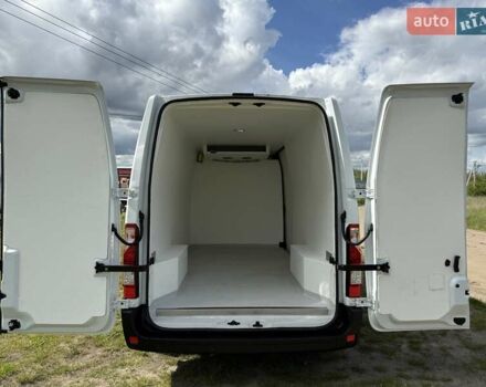 Білий Рено Мастєр, об'ємом двигуна 2.3 л та пробігом 229 тис. км за 21950 $, фото 13 на Automoto.ua