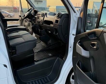 Белый Рено Мастер, объемом двигателя 2.3 л и пробегом 278 тыс. км за 22600 $, фото 28 на Automoto.ua