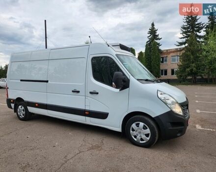 Белый Рено Мастер, объемом двигателя 2.3 л и пробегом 216 тыс. км за 21999 $, фото 1 на Automoto.ua