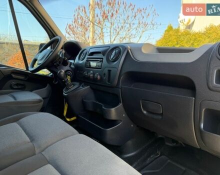 Білий Рено Мастєр, об'ємом двигуна 2.3 л та пробігом 287 тис. км за 18900 $, фото 48 на Automoto.ua