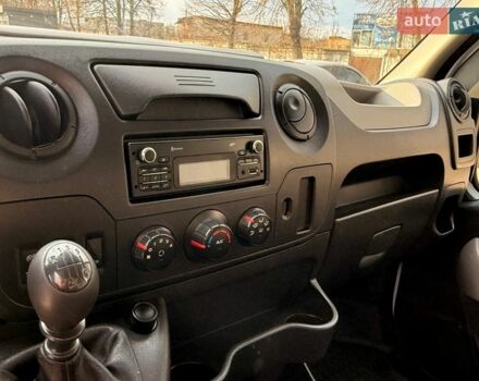 Белый Рено Мастер, объемом двигателя 2.3 л и пробегом 293 тыс. км за 19900 $, фото 31 на Automoto.ua