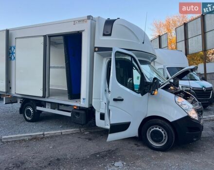 Белый Рено Мастер, объемом двигателя 2.3 л и пробегом 225 тыс. км за 20900 $, фото 9 на Automoto.ua