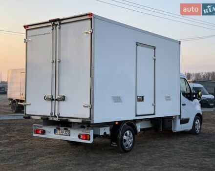 Белый Рено Мастер, объемом двигателя 2.3 л и пробегом 278 тыс. км за 22600 $, фото 5 на Automoto.ua