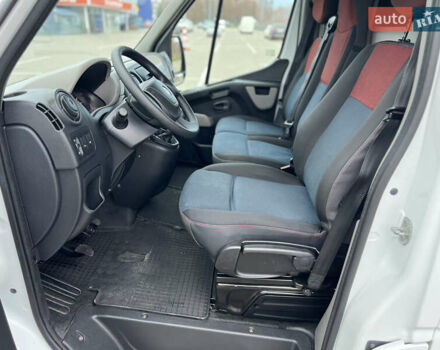 Белый Рено Мастер, объемом двигателя 2.3 л и пробегом 250 тыс. км за 17900 $, фото 43 на Automoto.ua