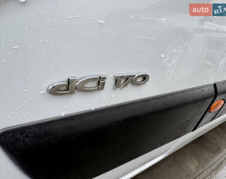 Белый Рено Мастер, объемом двигателя 0 л и пробегом 230 тыс. км за 20900 $, фото 12 на Automoto.ua