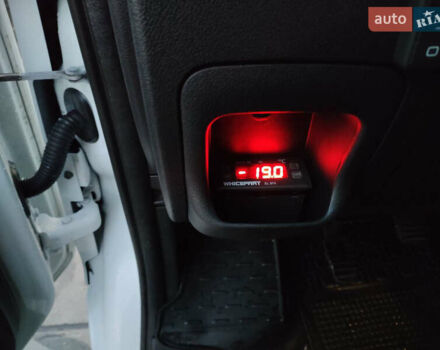 Рено Мастер 2017 в Киеве на Automoto.ua Белый Рено Мастер, объемом двигателя 2.3 л и пробегом 205 тыс. км за 22500 $, фото 13 на Automoto.ua
