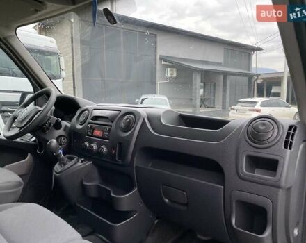 Белый Рено Мастер, объемом двигателя 2.3 л и пробегом 186 тыс. км за 17350 $, фото 30 на Automoto.ua