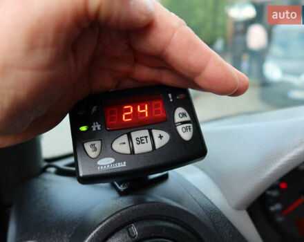 Білий Рено Мастєр, об'ємом двигуна 2.3 л та пробігом 250 тис. км за 27800 $, фото 94 на Automoto.ua