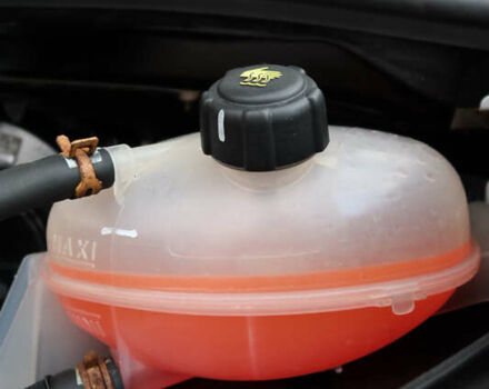 Білий Рено Мастєр, об'ємом двигуна 2.3 л та пробігом 250 тис. км за 27800 $, фото 79 на Automoto.ua