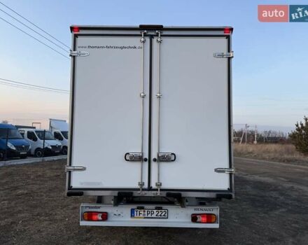 Белый Рено Мастер, объемом двигателя 2.3 л и пробегом 278 тыс. км за 22600 $, фото 10 на Automoto.ua