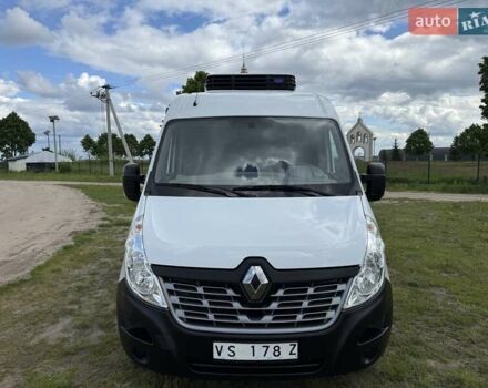 Белый Рено Мастер, объемом двигателя 2.3 л и пробегом 229 тыс. км за 21700 $, фото 2 на Automoto.ua