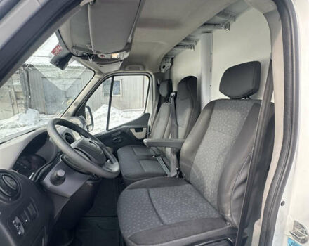 Білий Рено Мастєр, об'ємом двигуна 2.3 л та пробігом 346 тис. км за 19399 $, фото 12 на Automoto.ua