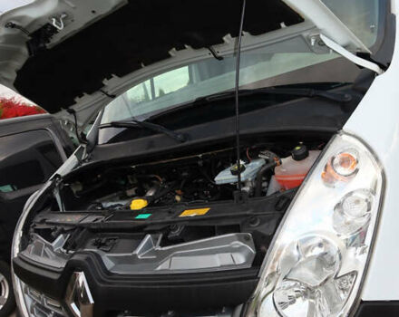 Білий Рено Мастєр, об'ємом двигуна 2.3 л та пробігом 250 тис. км за 27800 $, фото 81 на Automoto.ua