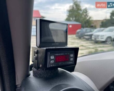 Белый Рено Мастер, объемом двигателя 2.3 л и пробегом 395 тыс. км за 15799 $, фото 34 на Automoto.ua