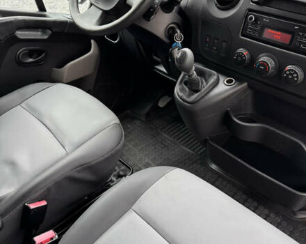 Рено Мастер 2017 в Ровно на Automoto.ua Белый Рено Мастер, объемом двигателя 0 л и пробегом 271 тыс. км за 20900 $, фото 18 на Automoto.ua