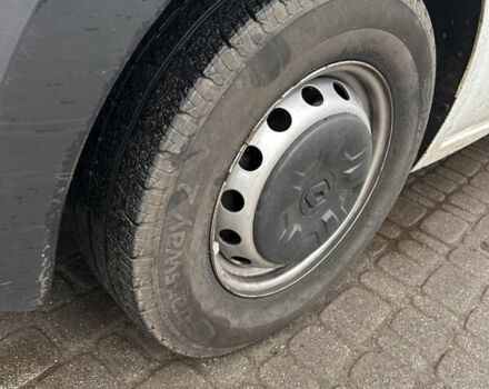 Білий Рено Мастєр, об'ємом двигуна 2.3 л та пробігом 680 тис. км за 18200 $, фото 13 на Automoto.ua