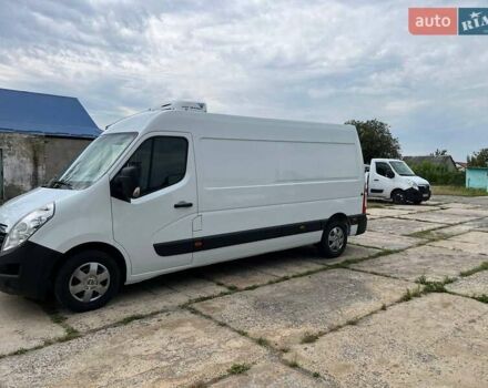 Белый Рено Мастер, объемом двигателя 2.3 л и пробегом 395 тыс. км за 16500 $, фото 3 на Automoto.ua
