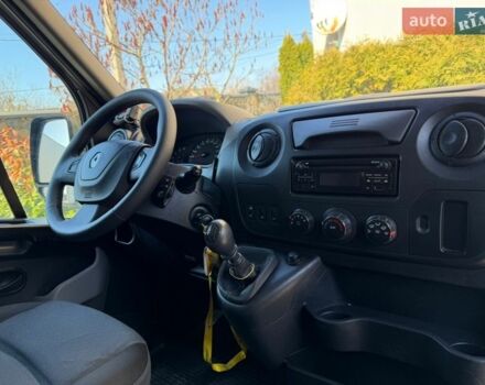 Білий Рено Мастєр, об'ємом двигуна 2.3 л та пробігом 287 тис. км за 18900 $, фото 43 на Automoto.ua