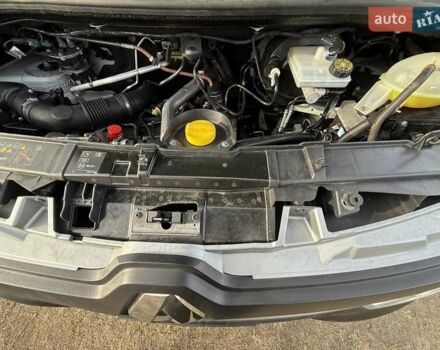 Белый Рено Мастер, объемом двигателя 2.3 л и пробегом 278 тыс. км за 22600 $, фото 40 на Automoto.ua