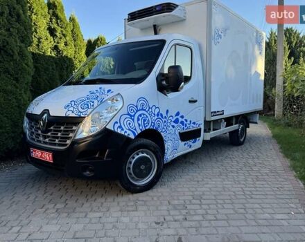 Белый Рено Мастер, объемом двигателя 2.3 л и пробегом 348 тыс. км за 18900 $, фото 3 на Automoto.ua