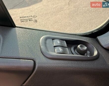 Белый Рено Мастер, объемом двигателя 2.3 л и пробегом 293 тыс. км за 19900 $, фото 28 на Automoto.ua