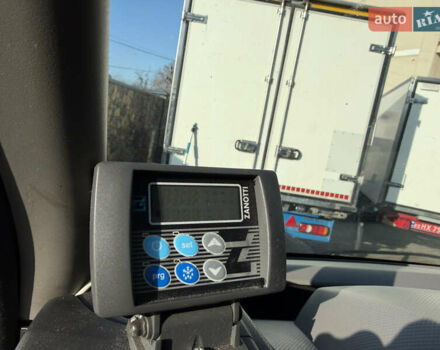 Белый Рено Мастер, объемом двигателя 2.3 л и пробегом 279 тыс. км за 18400 $, фото 70 на Automoto.ua