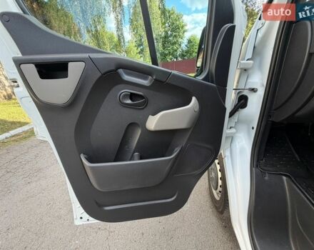 Белый Рено Мастер, объемом двигателя 2.3 л и пробегом 220 тыс. км за 17800 $, фото 29 на Automoto.ua