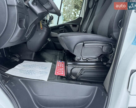 Білий Рено Мастєр, об'ємом двигуна 2.3 л та пробігом 133 тис. км за 18900 $, фото 41 на Automoto.ua