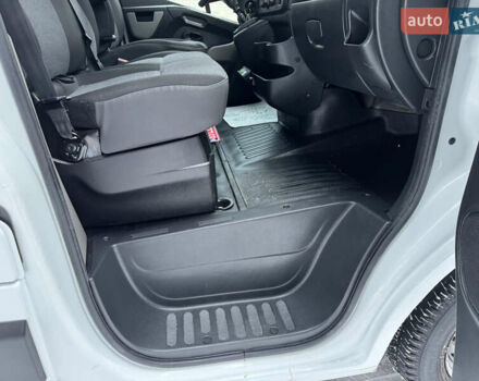 Білий Рено Мастєр, об'ємом двигуна 2.3 л та пробігом 133 тис. км за 18900 $, фото 58 на Automoto.ua