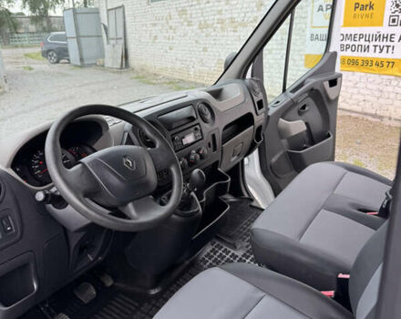 Рено Мастер 2017 в Ровно на Automoto.ua Белый Рено Мастер, объемом двигателя 0 л и пробегом 271 тыс. км за 20900 $, фото 13 на Automoto.ua