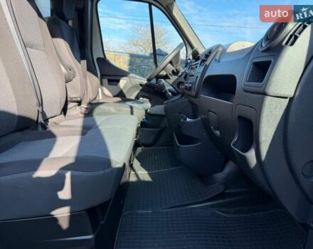 Белый Рено Мастер, объемом двигателя 2.3 л и пробегом 279 тыс. км за 18500 $, фото 44 на Automoto.ua