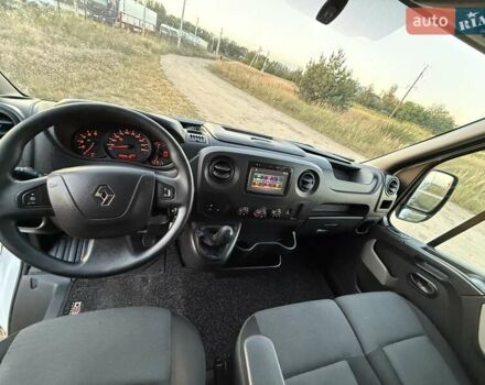 Белый Рено Мастер, объемом двигателя 2.3 л и пробегом 270 тыс. км за 21900 $, фото 28 на Automoto.ua