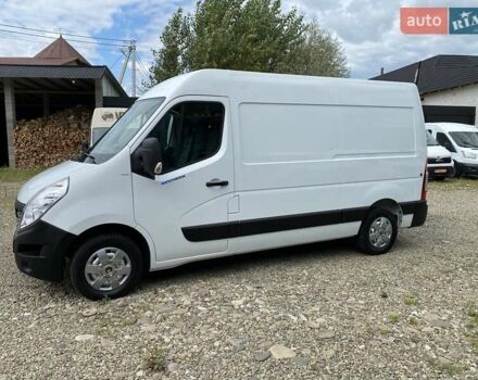 Белый Рено Мастер, объемом двигателя 2.3 л и пробегом 187 тыс. км за 17350 $, фото 3 на Automoto.ua