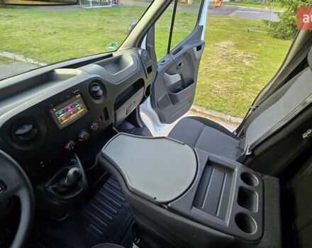 Белый Рено Мастер, объемом двигателя 2.3 л и пробегом 178 тыс. км за 21700 $, фото 23 на Automoto.ua