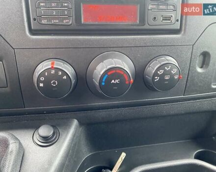 Белый Рено Мастер, объемом двигателя 2.3 л и пробегом 215 тыс. км за 17890 $, фото 37 на Automoto.ua