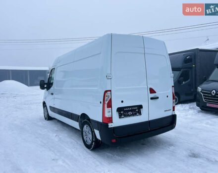 Белый Рено Мастер, объемом двигателя 2.3 л и пробегом 186 тыс. км за 17350 $, фото 5 на Automoto.ua