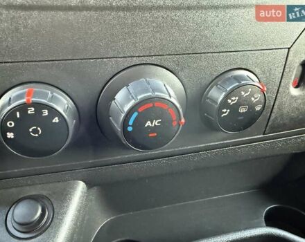 Белый Рено Мастер, объемом двигателя 2.3 л и пробегом 278 тыс. км за 21499 $, фото 43 на Automoto.ua