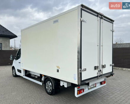 Белый Рено Мастер, объемом двигателя 2.3 л и пробегом 300 тыс. км за 20700 $, фото 57 на Automoto.ua