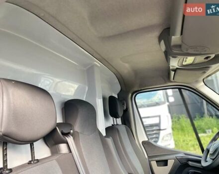 Белый Рено Мастер, объемом двигателя 2.3 л и пробегом 210 тыс. км за 18800 $, фото 30 на Automoto.ua
